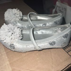 Girls Stride Rite silver shoes-10.5W
